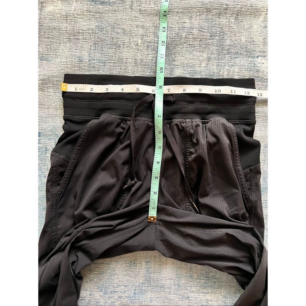 Lululemon Black Dance Studio Mid Rise Jogger Size 2 - Picture 6 of 7